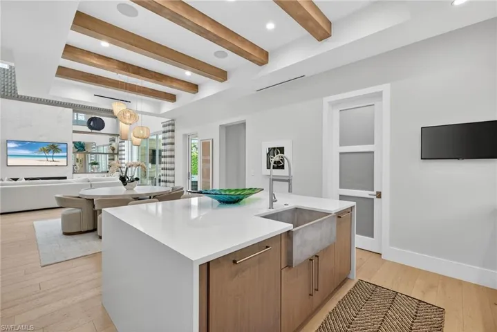 405 7th Ave N, Naples, Florida 34102