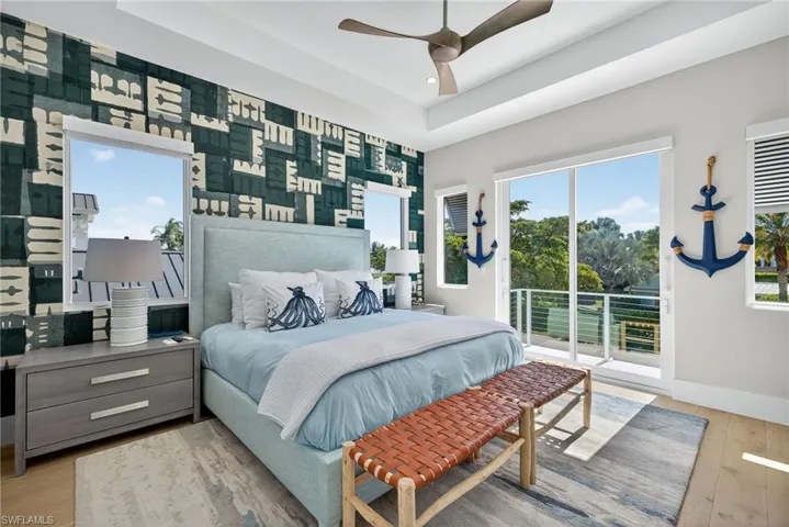 405 7th Ave N, Naples, Florida 34102