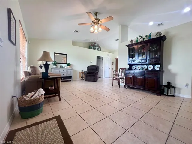 1125 NW 12th LN, CAPE CORAL FL 33993