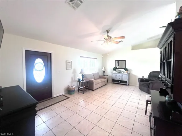 1125 NW 12th LN, CAPE CORAL FL 33993