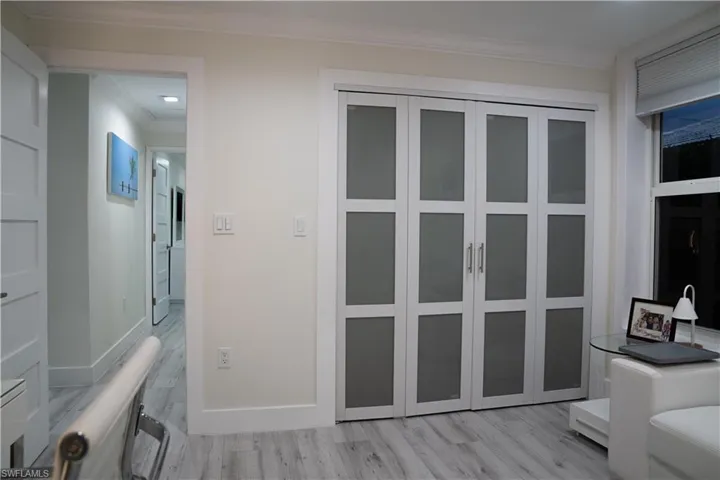675 18th Ave S, Naples, Florida 34102