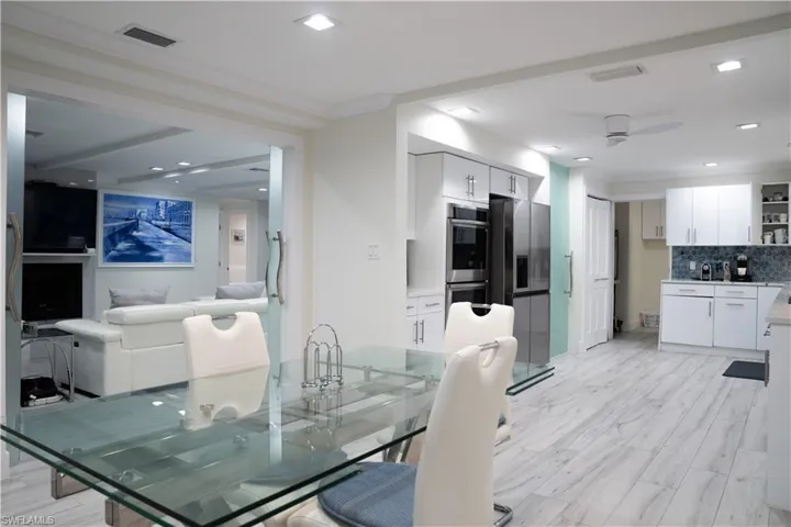 675 18th Ave S, Naples, Florida 34102