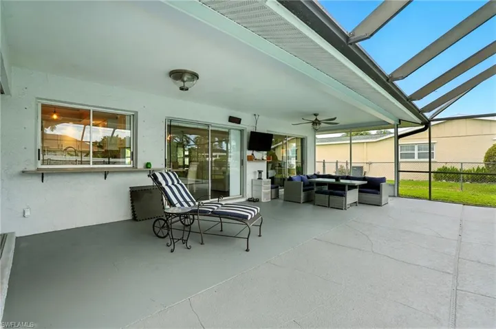231  Johnnycake  DR, Naples, FL 34110