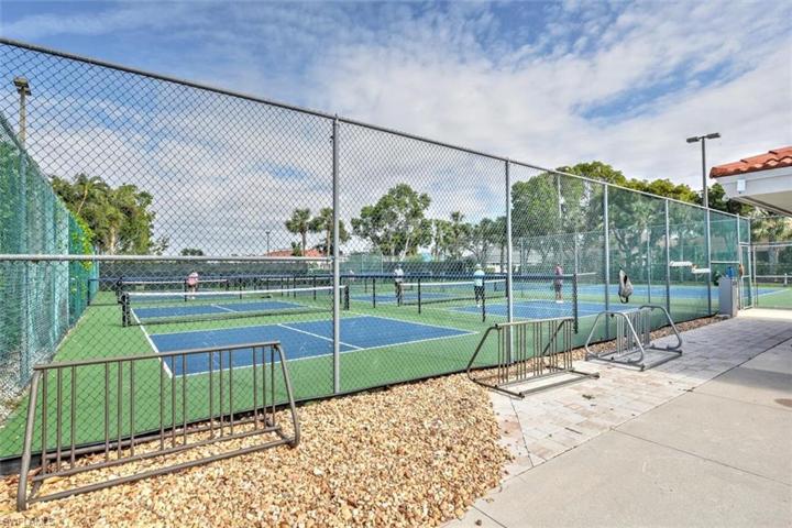 Community Tennis Courts