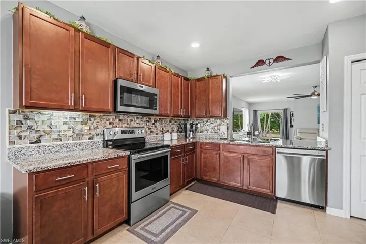2132 Pigeon Plum Way, North Fort Myers, Florida 33917