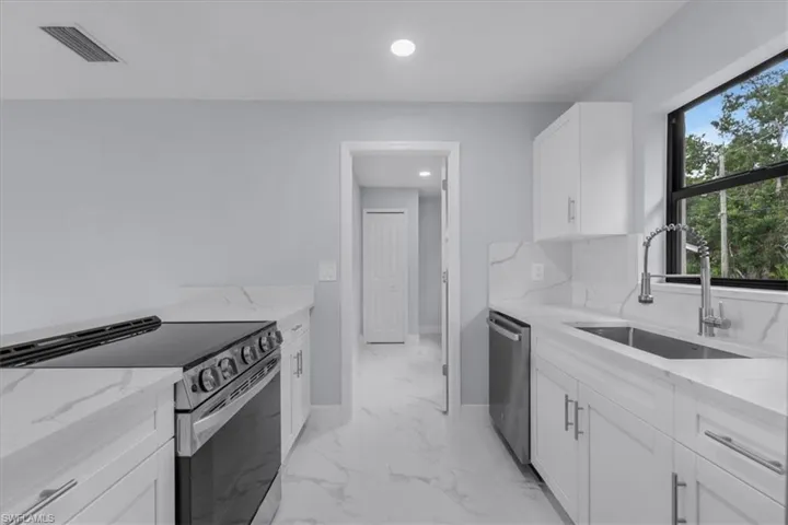14114  Caribbean  BLVD, Fort Myers, FL 33905