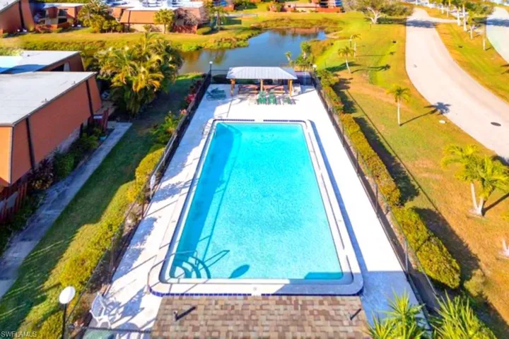 1514 Park Meadows Dr 3, Fort Myers, Florida 33907