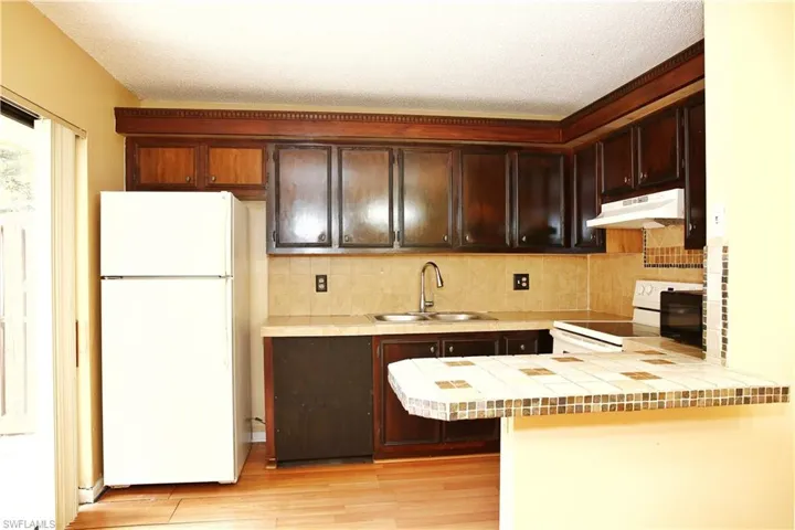 1514 Park Meadows Dr 3, Fort Myers, Florida 33907