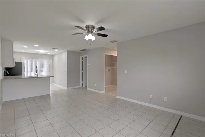 427 NE Pine Island  LN, Cape Coral, FL 33909