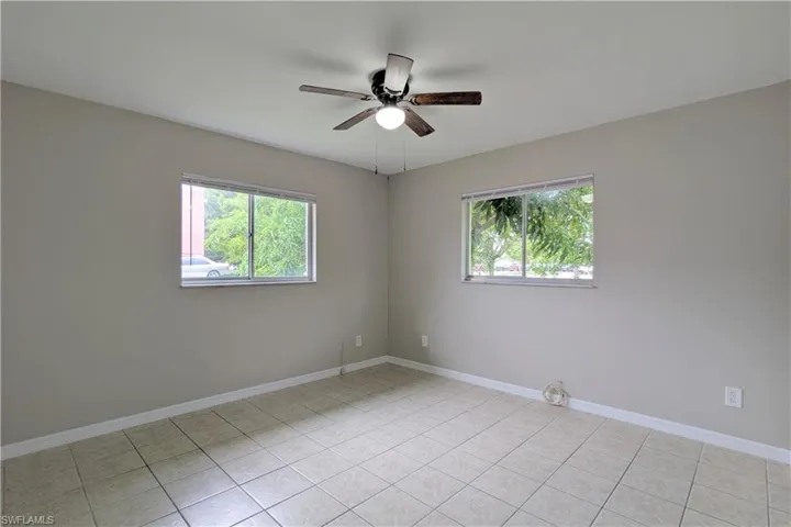 427 NE Pine Island  LN, Cape Coral, FL 33909