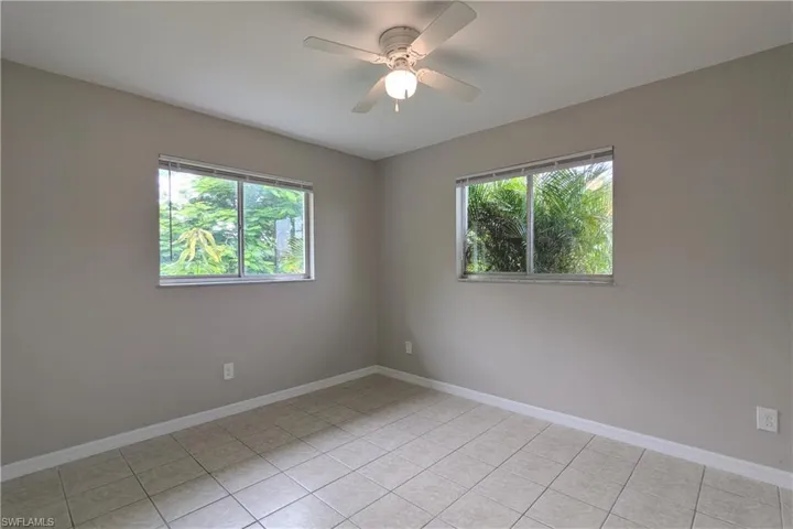 427 NE Pine Island  LN, Cape Coral, FL 33909