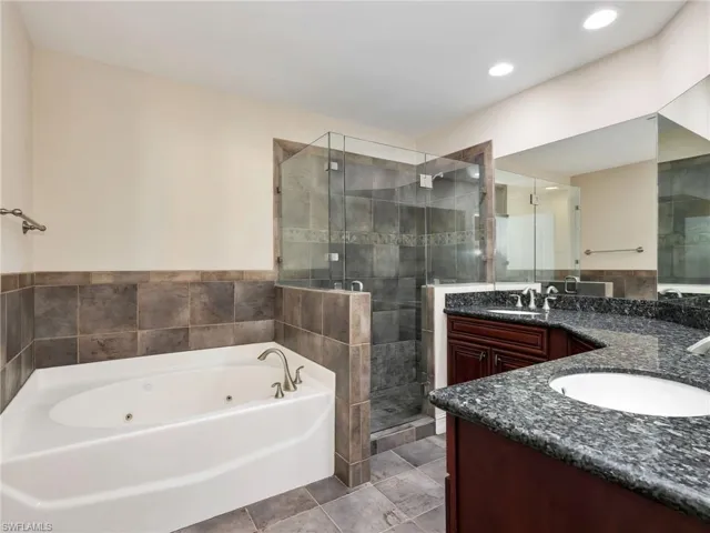 10221 Olivewood Way 157, Estero, Florida 33928