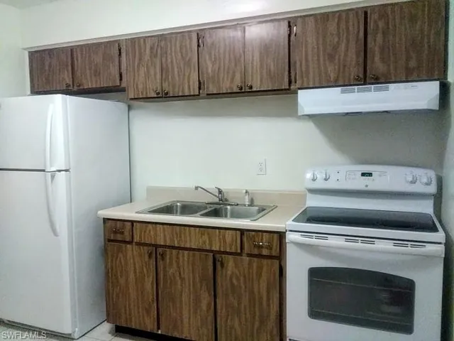 58  Hamlin  CT, Lehigh Acres, FL 33936