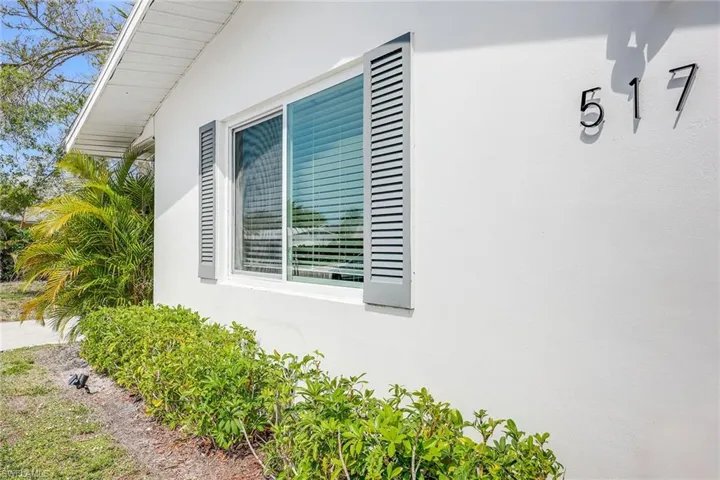 517 108th Ave N, Naples, Florida 34108