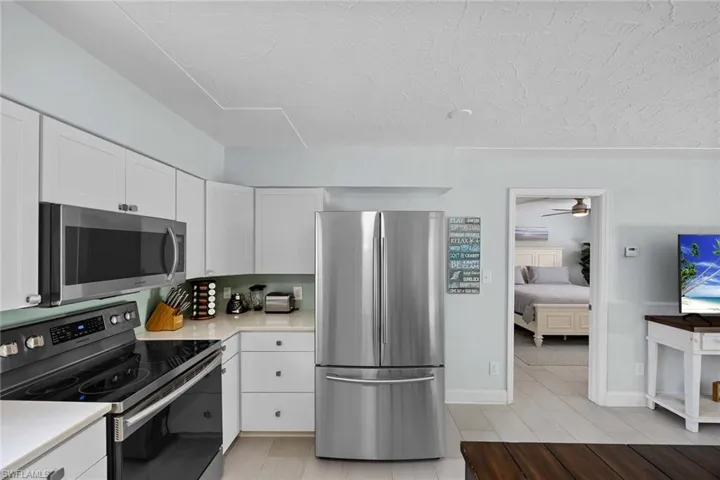 517 108th Ave N, Naples, Florida 34108