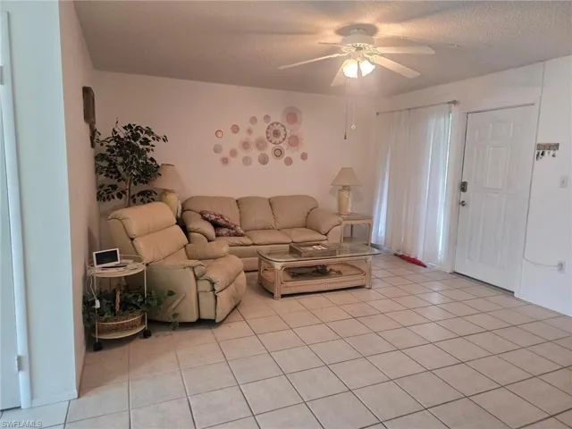 7400 College Pkwy 74d, Fort Myers, Florida 33907
