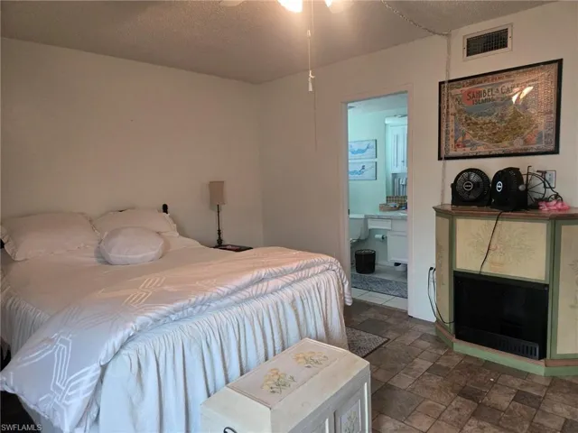 7400 College Pkwy 74d, Fort Myers, Florida 33907