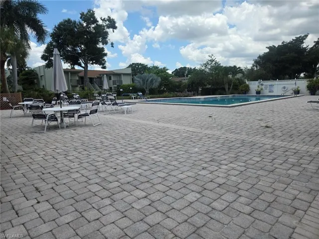7400 College Pkwy 74d, Fort Myers, Florida 33907