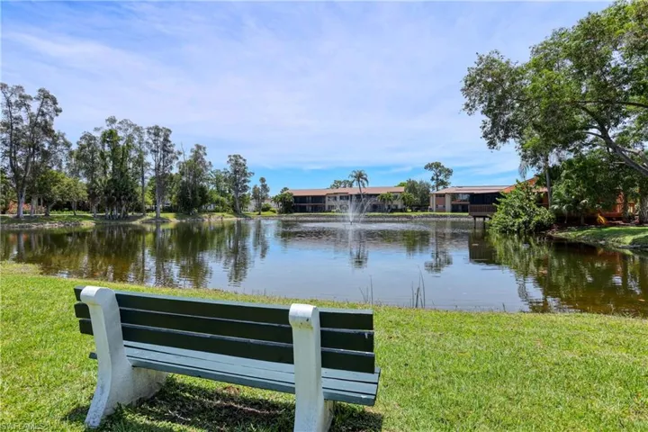 6492 Royal Woods Dr # 4, Fort Myers Fl 33908