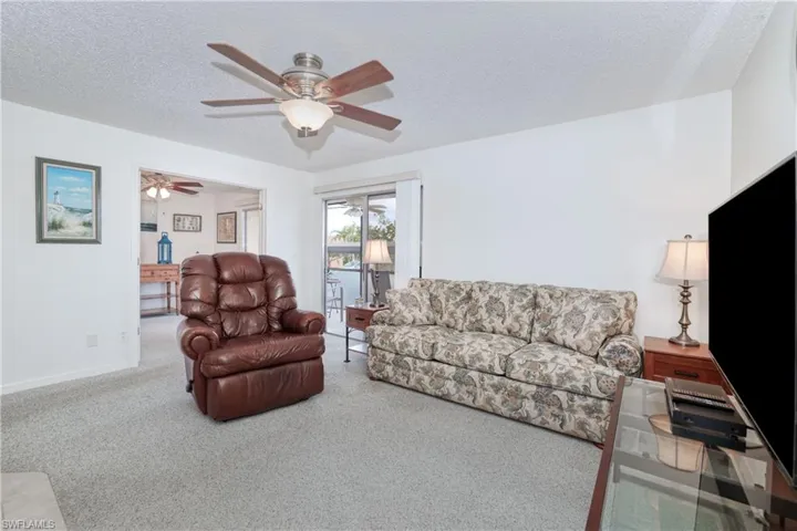 6492 Royal Woods Dr # 4, Fort Myers Fl 33908