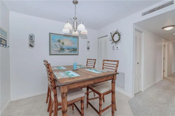 6492 Royal Woods Dr # 4, Fort Myers Fl 33908