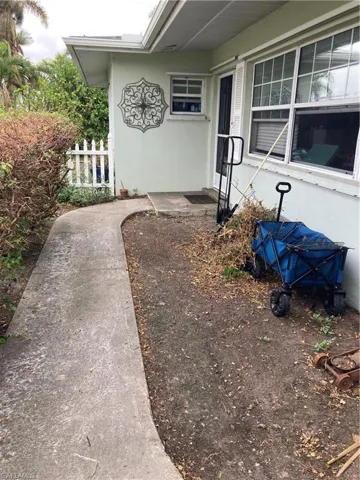 View of property entrance