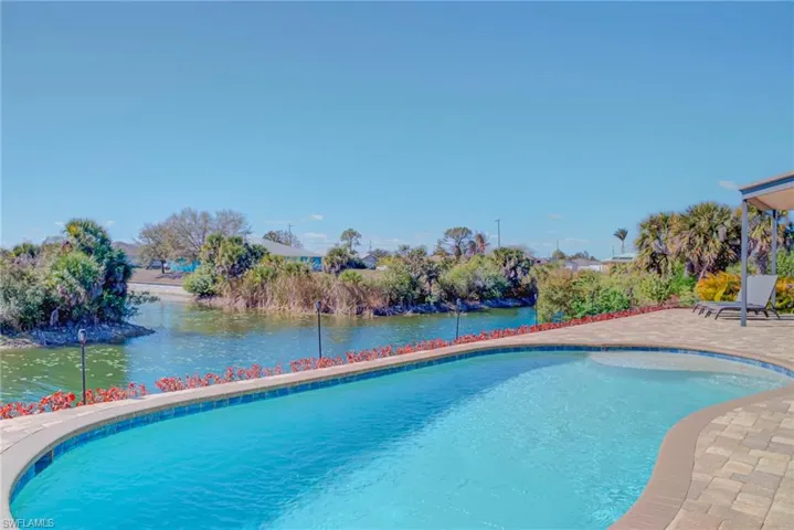 1316 20th St, Cape Coral, Florida 33909