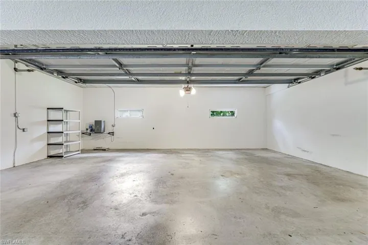 Oversized 2 Car Garage