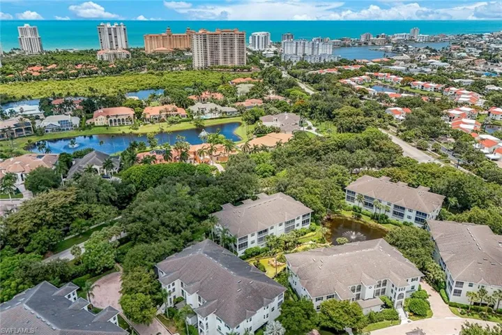 831 Sailaway Ln 202, Naples, Florida 34108