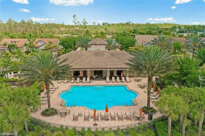 Clubhouse & Pool