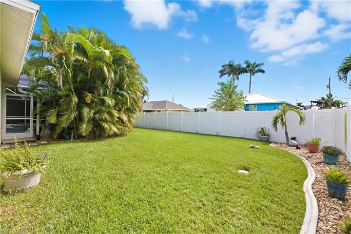 3325 SW 26th  PL, Cape Coral, FL 33914