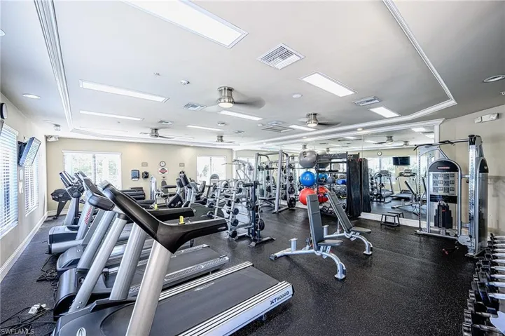 6537  Monterey  PT, Naples, FL 34105