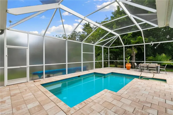 316  Lambton  LN, Naples, FL 34104