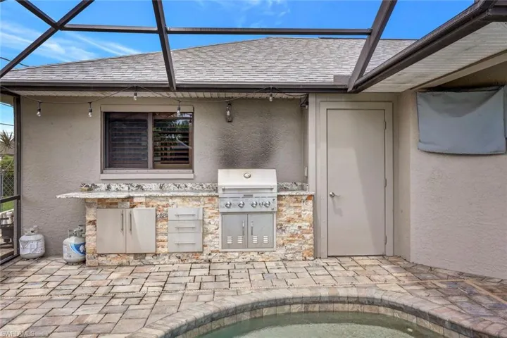 Summer Kitchen