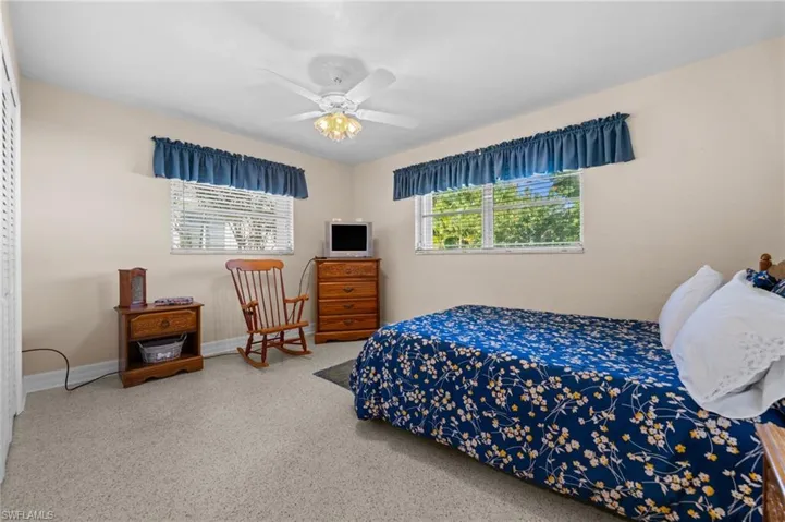 4029 Se 3rd Ave, Cape Coral, Florida 33904