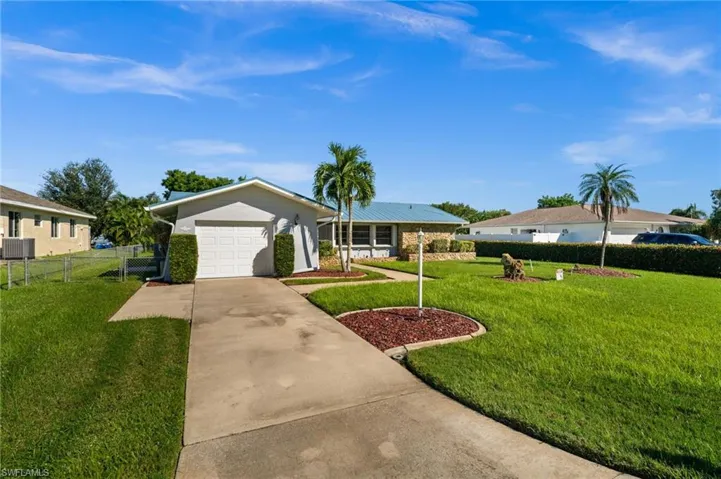 4029 Se 3rd Ave, Cape Coral, Florida 33904