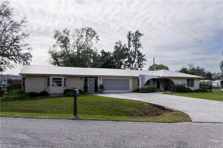 13955  Matanzas  DR, Fort Myers, FL 33905