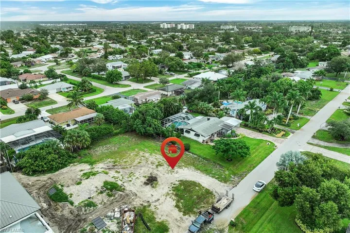 1081 Morningside DR, NAPLES FL 34103