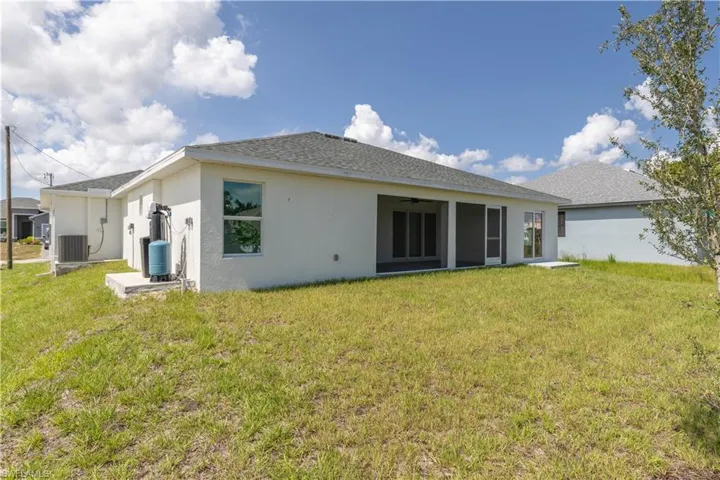 4231 Nw 32nd Ln, Cape Coral, Florida 33993