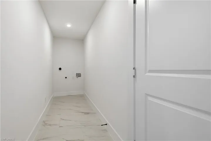 4231 Nw 32nd Ln, Cape Coral, Florida 33993