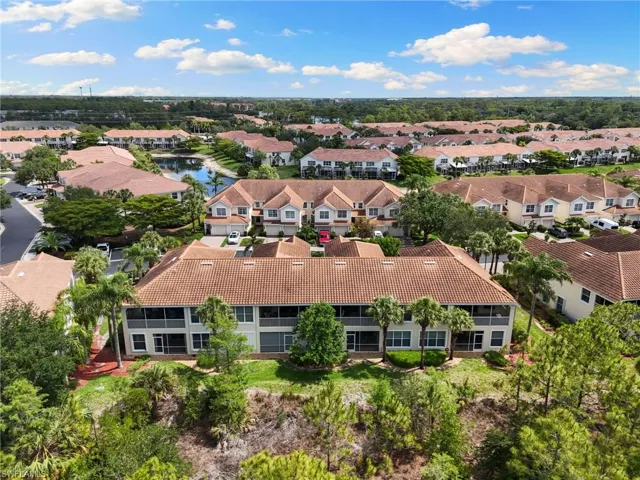 1335 Henley St # 802, Naples, Florida 34105