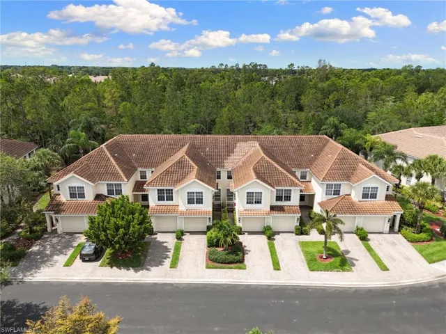 1335 Henley St # 802, Naples, Florida 34105
