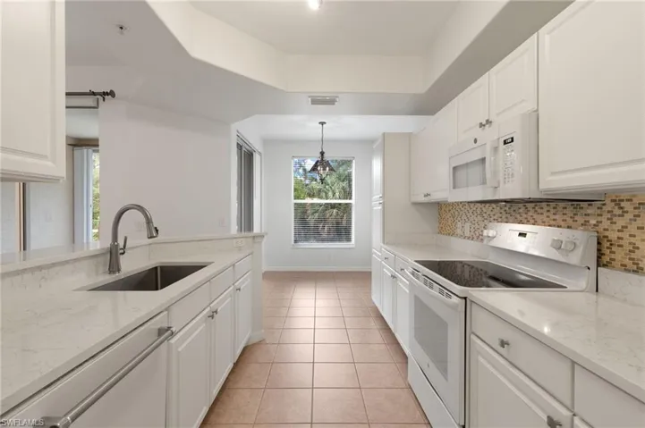 1335 Henley St # 802, Naples, Florida 34105