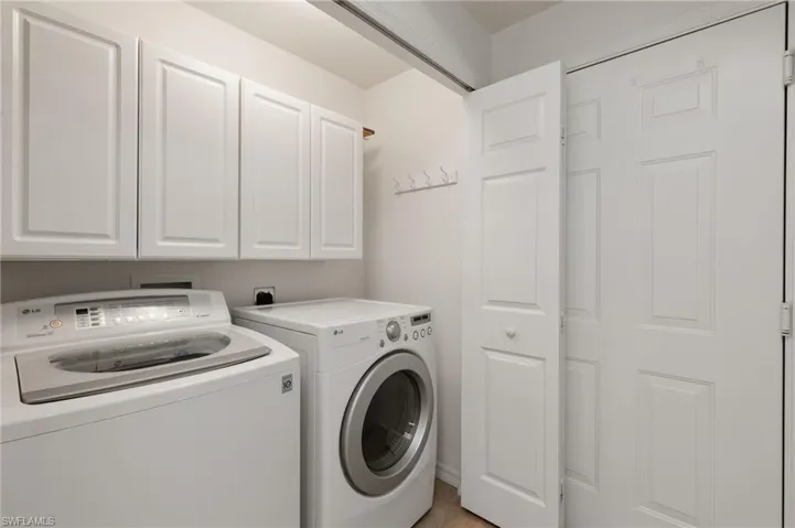 1335 Henley St # 802, Naples, Florida 34105