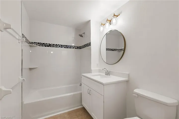 1335 Henley St # 802, Naples, Florida 34105