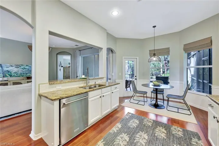 6499  Waverly Green  WAY, Naples, FL 34110