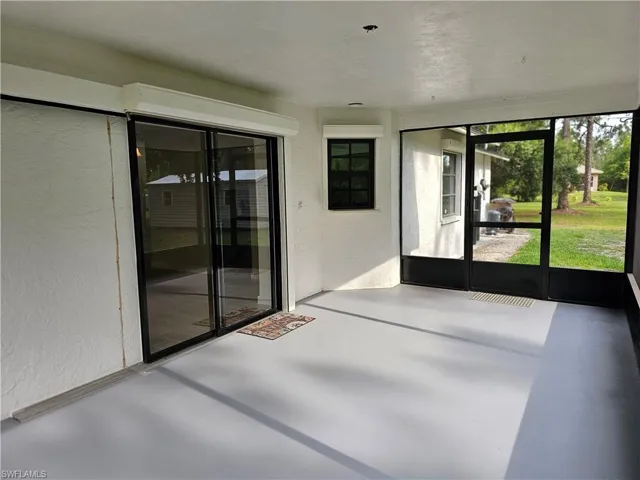 507  Maple N AVE, Lehigh Acres, FL 33972