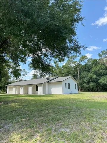 507  Maple N AVE, Lehigh Acres, FL 33972