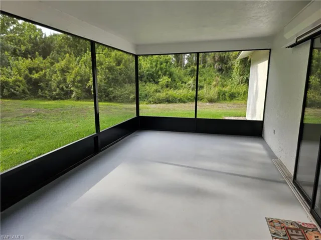 507  Maple N AVE, Lehigh Acres, FL 33972