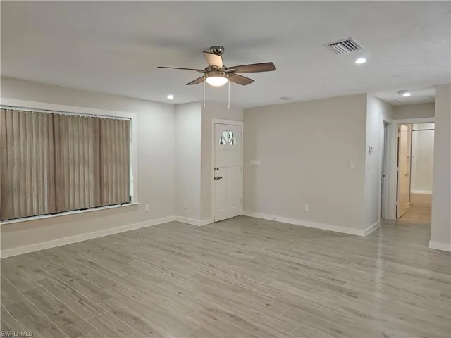 507  Maple N AVE, Lehigh Acres, FL 33972